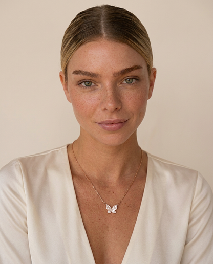JUL Jewelry model wearing zsi567-2